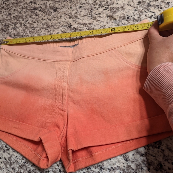 Denim shorts - Picture 4 of 4